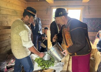 Древні традиції Карпат: на Рахівщині відзначили вівчарську «Міру» (ФОТО) –