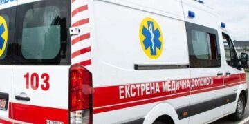 Ситуація була невідкладна: на Закарпатті медики швидкої прийняли пологи в 33-річної жінки — Закарпаття