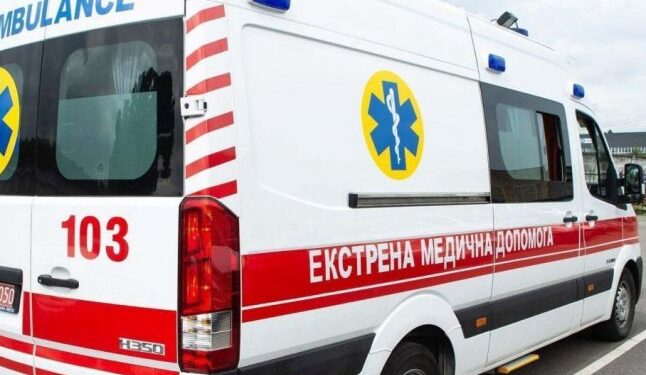 Ситуація була невідкладна: на Закарпатті медики швидкої прийняли пологи в 33-річної жінки — Закарпаття