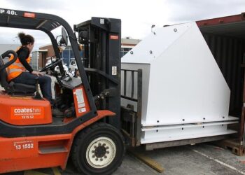 У Києві безоплатно навчатимуть водійок навантажувача – Техніка