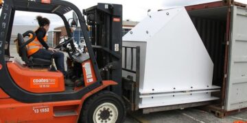 У Києві безоплатно навчатимуть водійок навантажувача – Техніка