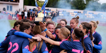 Історичне срібло в жіночому футболі їде на Закарпаття!