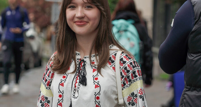 Із Днем вишиванки! Дякуємо захисникам та захисницям, що завдяки Вам можемо її одягнути у цей непростий час!