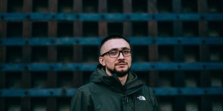 “Мені дуже пощастило, куля вийшла навиліт”. Стерненко повідомив, що його прооперували