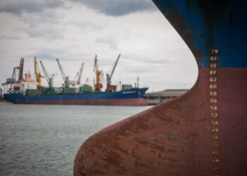 Міністерство розвитку громад хоче здати в концесію порт Чорноморська і звільнити працівників порту – ЗМІ