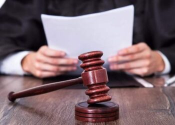 На Закарпатті водій “Форда” уник покарання за смертельний наїзд на лежачого пішохода з 3,8 проміле алкоголю в крові