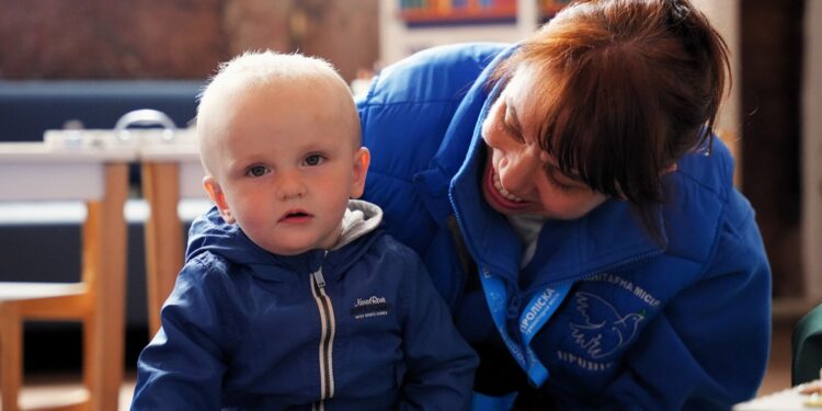 Нова хвиля переселенців з Донеччини прибула на Закарпаття –