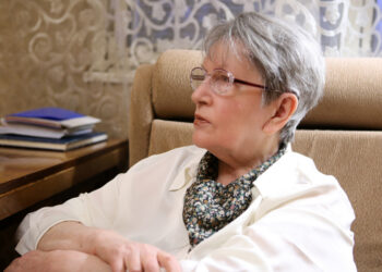 Олександра Козоріз: “Слово, до якого підходиш навшпиньки, віддячить рясно”