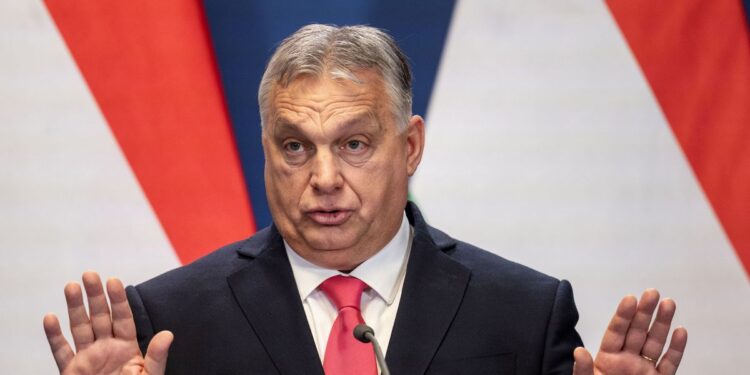 Половина угорців невдоволені правлінням орбана – опитування