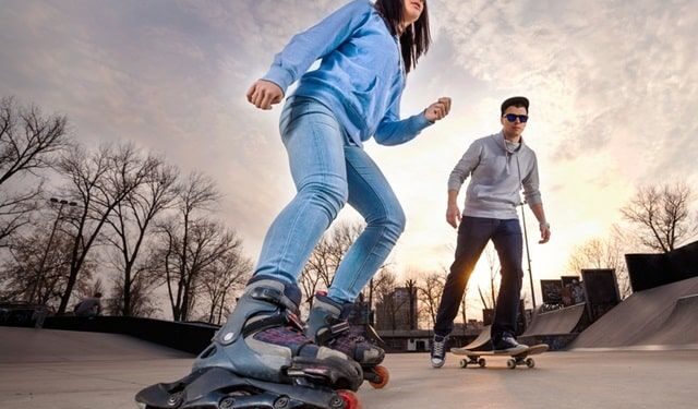 Роликові ковзани проти скейтборду: що обрати для активного відпочинку?