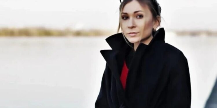 Тіло журналістки Рощиної повернули з РФ зі слідами розтину й без деяких органів – Офіс генпрокурора