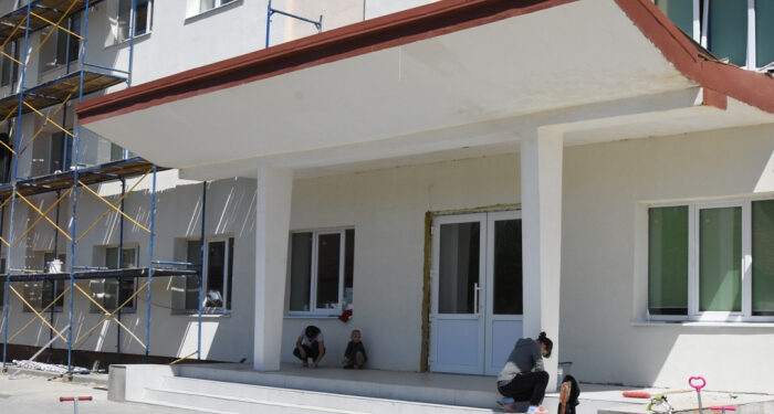 У Берегові завершують реконструкцію гуртожитку, який став прихистком для понад 50 ВПО