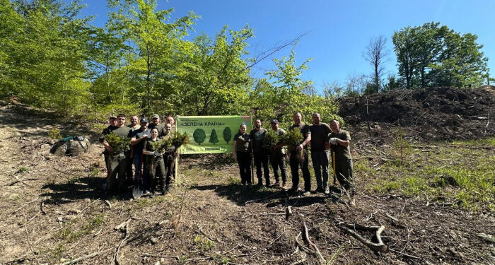У Кам’яниці висадили «Дерева пам’яті» на честь українських героїв