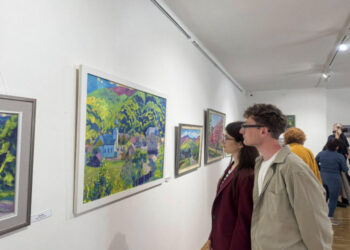 У краєзнавчому музеї ім.Т.Легоцького триває персональна виставка живопису Василя Вовчка «Весняні мелодії»