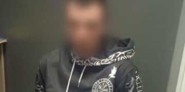 У Мукачеві затримали рецидивіста, який зірвав з шиї жінки золотий ланцюжок (ФОТО)