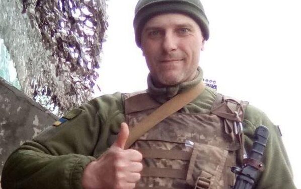 У Підвиноградові на Берегівщині у середу попрощаються з добровольцем Іваном Сусіком, що помер від важкого поранення