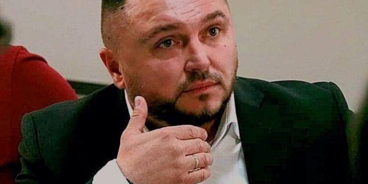 У вівторок на позачерговій сесії Ужгородської міськради на підставі листа СБУ з посади заступника мера планують звільнити людину Пересоляка Плавайка