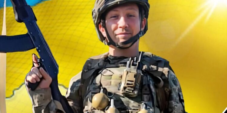 У вівторок в Мукачеві попрощаються з полеглим Героєм Костянтином Артюгіним (ФОТО)