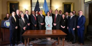 Україна і США підписали угоду про надра