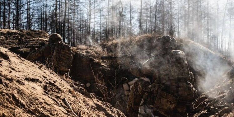 “Україна стоїть, доки стоїть піхота”. Зеленський і Сирський привітали військових зі святом. Відео