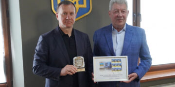 Ужгород та Бахмут підписали Декларацію солідарності