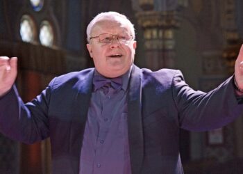 Ужгородська філармонія запрошує на концерт до Дня Європи зі збором коштів для Володимира Співака –