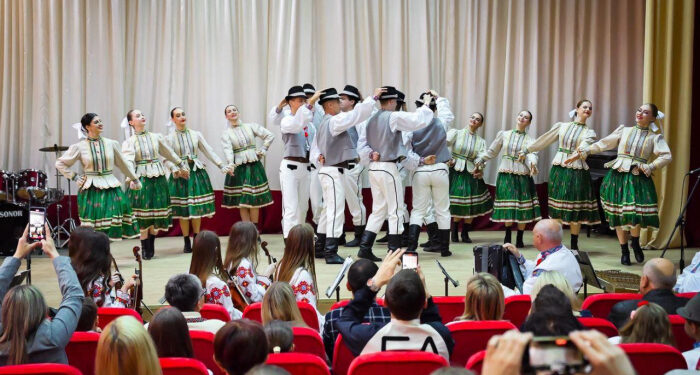 В Академії культури і мистецтв відбувся фольклорно-мистецький форум «Барви народного танцю»