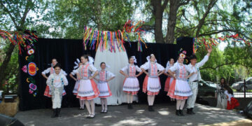 Відбувся ІІ благодійний фестиваль народної весняної традиції села Сторожниця – «Маяліш»
