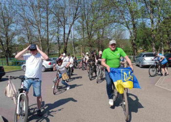 Відтепер у Національний природний парк “Зачарований край” можна мандрувати на велосипедах