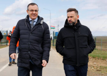 За місяць роботи пункту пропуску «Велика Паладь – Нодьгодош» скористалися понад 3 тисячі людей та понад 1 тисячу авто