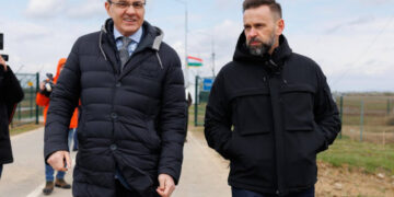 За місяць роботи пункту пропуску «Велика Паладь – Нодьгодош» скористалися понад 3 тисячі людей та понад 1 тисячу авто