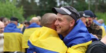 Закарпаття зустрічає Героїв: 22 захисники повернулися додому! –