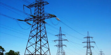 «Закарпаттяобленерго» застерігає від нещасних випадків від ураження електричним струмом серед населення