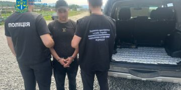 23-річного мешканця Колодного на Тячівщині затримали з $13 тис. за невдалу спробу переправити до Румунії “ухилянта” зі Львова (ФОТО)