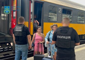 23-річну закарпатку затримали за вербування українок  для сексуальної експлуатації за кордоном (ФОТО, ВІДЕО)