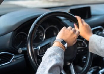 Викликати почнуть з 8:00 кожного робочого дня: до водіїв звернулись з проханням — Закарпаття