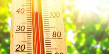 Погода на липень 2025 року: коли почнеться перша аномальна спека — Закарпаття