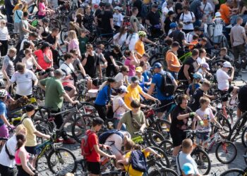 80 тис. грн на підтримку захисників зібрали в Ужгороді під час першого у сезоні велозаїзду “Big City Ride” (ФОТО)