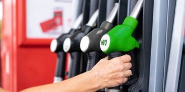 Valtra показала мінімальні відмінності між звичайним і відновлюваним дизелем – Техніка