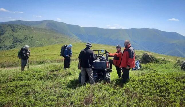 Гірські рятувальники тричі за день вирушали на допомогу туристам — Закарпаття
