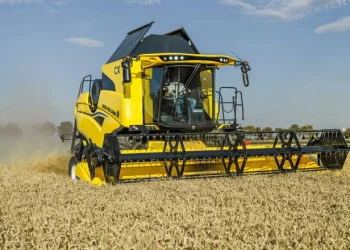 New Holland оновила жатки Varifeed та комбайни CX і TC – Техніка