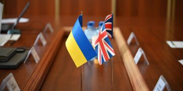 Делегація Посольства Великої Британії на Закарпатті: обговорили економіку, ВПО та інвестиції –