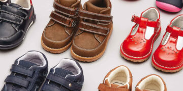Дитяче взуття оптом: як сформувати вигідний асортимент для будь-якого сезону