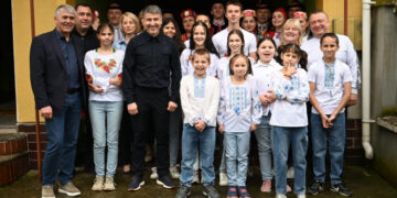 Дитячий будинок сімейного типу, евакуйований із Дніпровщини, отримав новий дім на Закарпатті