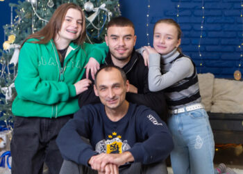 “Дивлюсь на них і розумію, що все зробив правильно”. Історія закарпатця, який став опікуном для трьох дітей