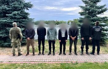 На Закарпатті поблизу кордону з Угорщиною затримали шістьох чоловіків — Ужгород