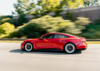 Електромобілі з запасом ходу 5000 км стануть реальністю завдяки новій технології – Автоновини