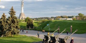 Генштаб ЗСУ на початку вторгнення РФ просив у музею Другої світової війни мапи Києва та їжаки