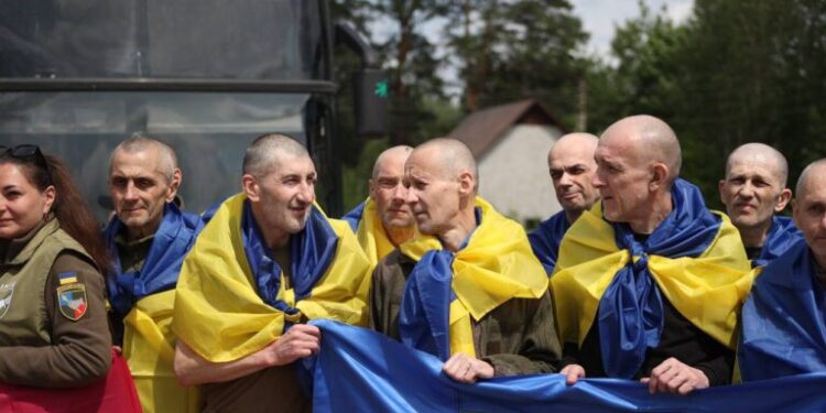 Із російського полону звільнено важкопоранених та молодих захисників, зокрема й двох закарпатців (ФОТО) –