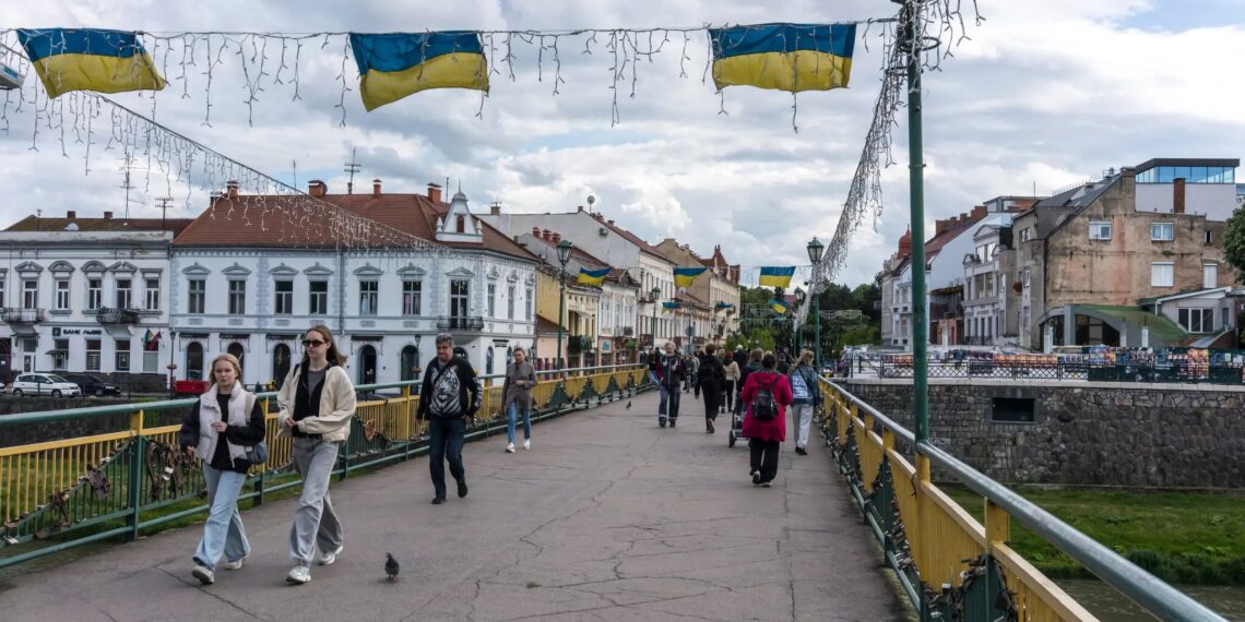 Мешканці Закарпаття за останні три роки майже не відчули війни проти Росії – The New York Times